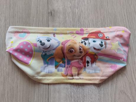 Čelenka s gumou tlapková patrola,