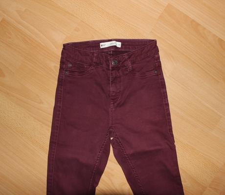Rifle, džíny, slimky, 158