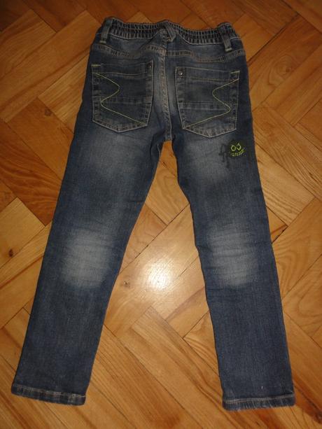 Rifle s pavučinou, kiki&koko,104