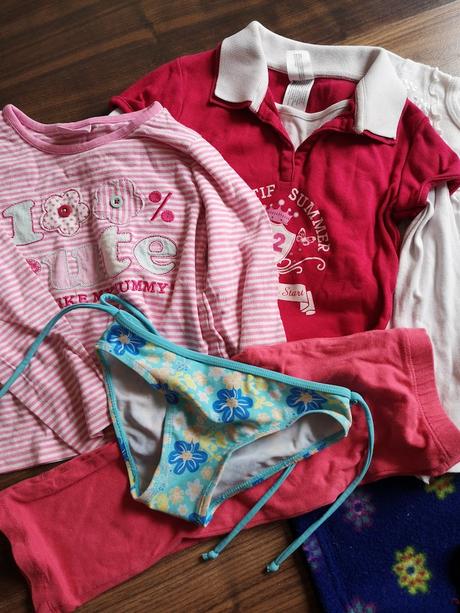 Děvčátko vel. 104, 104–116