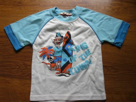 Triko se surfařem, 92