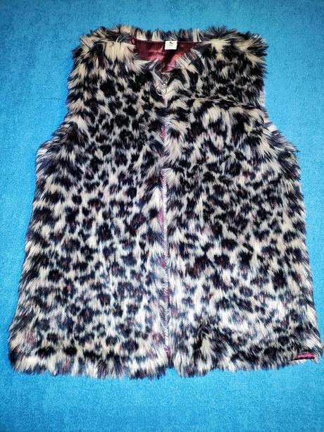 Dívčí kožešinová vesta vel. 134-140, 134