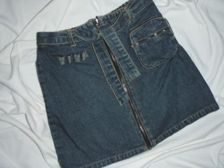 Riflová rozepínací sukýnka s páskem, 122