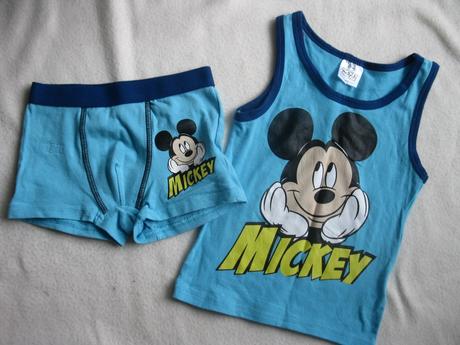 Tílko a slipy, disney,104