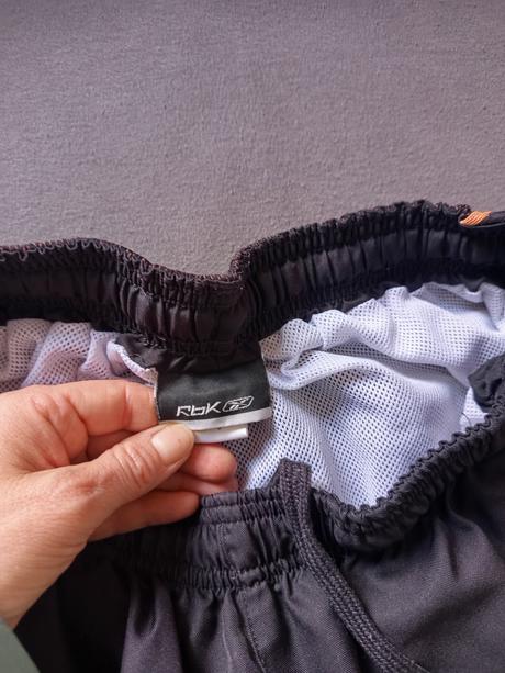 Kraťase, reebok,m