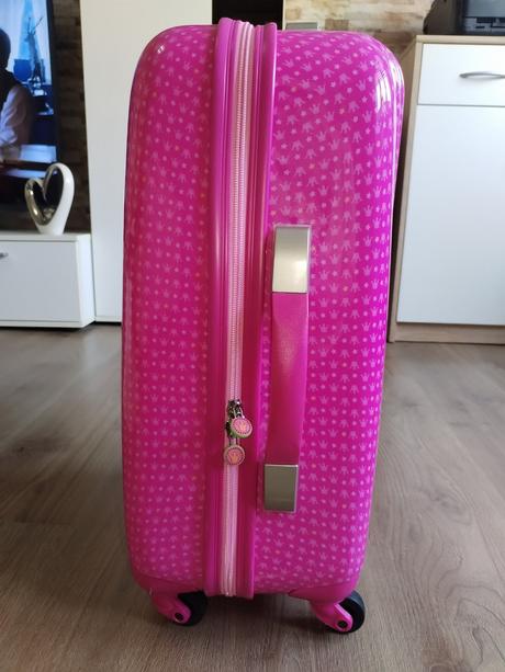 Dívčí cestovní kufr skořepinový, 