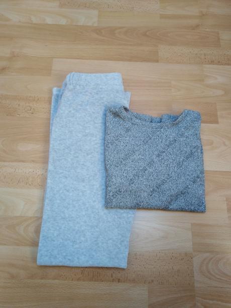 Tričko s dl.rukávem+tepláky vel.146, 146