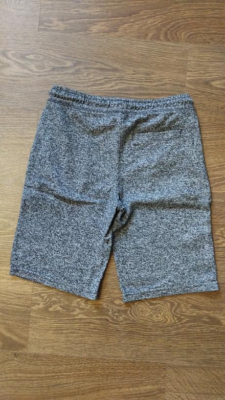 Teplákové kraťasy, c&a,146