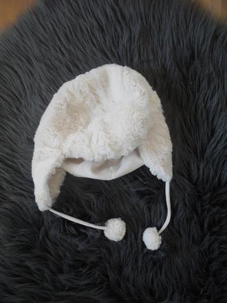 Chlupatá čepice, girl2girl