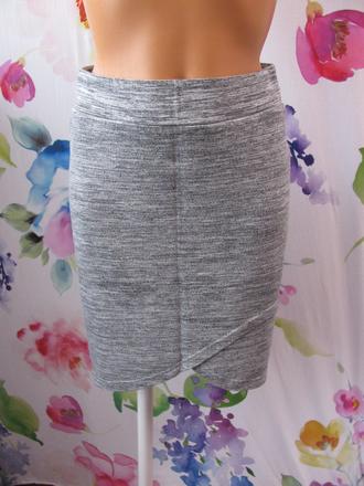 Dámská pouzdrová pružná minisukně, šedá se střikem, esmara,36