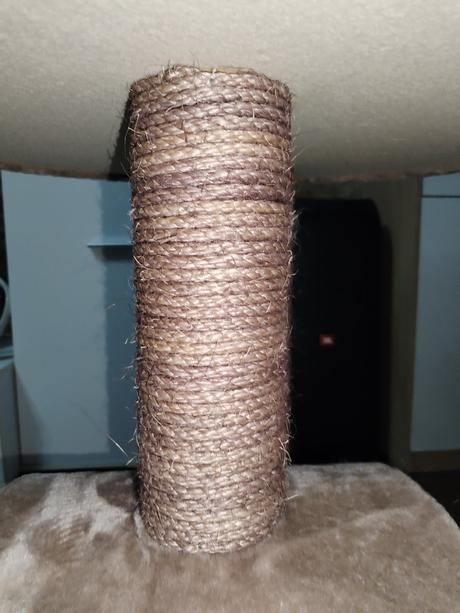 Růžové kočičí škrabadlo a odpočívadlo zánovní,