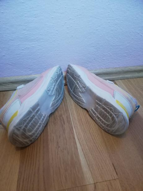 Botasky dívčí, zn. vty, vel. 35., victory,35