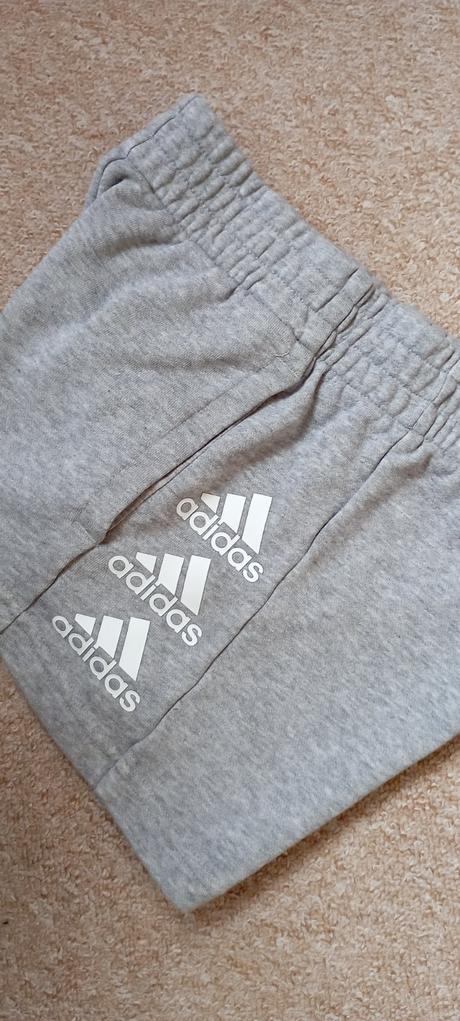 Šortky zn."adidas" vel."152", adidas,152