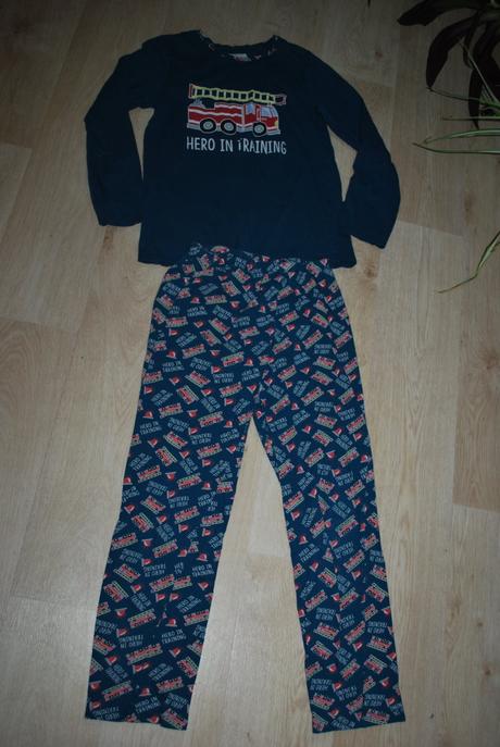 4x pyžamo 146/152 i jednotlivě, 146