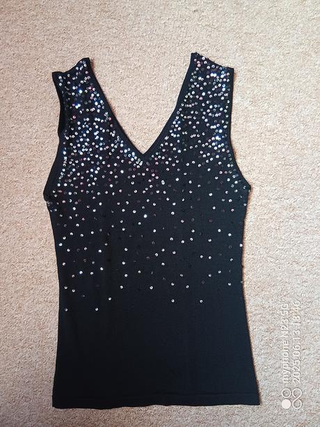 Tílko zn."christian berg" vel."38", 38