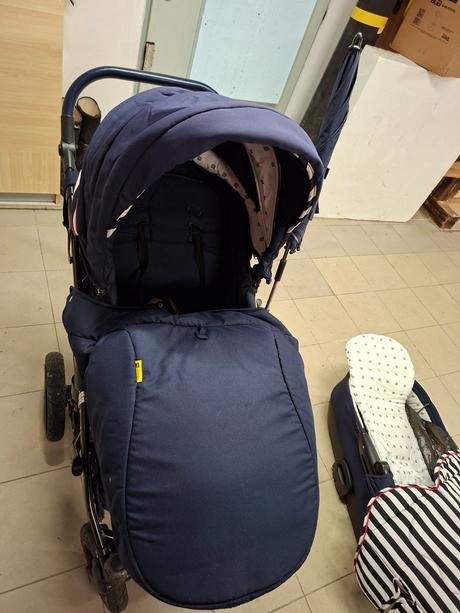 Kombinovaný kočárek, 