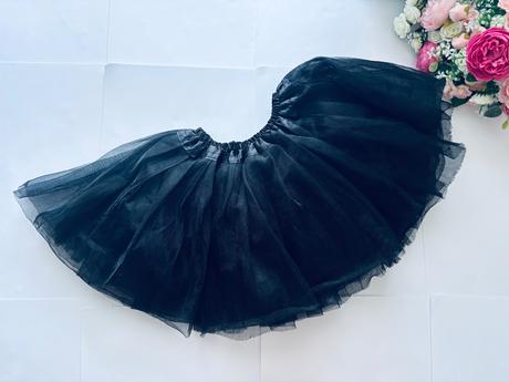 An7/ sukně černá tylová - v.cca 4/6 let, 110
