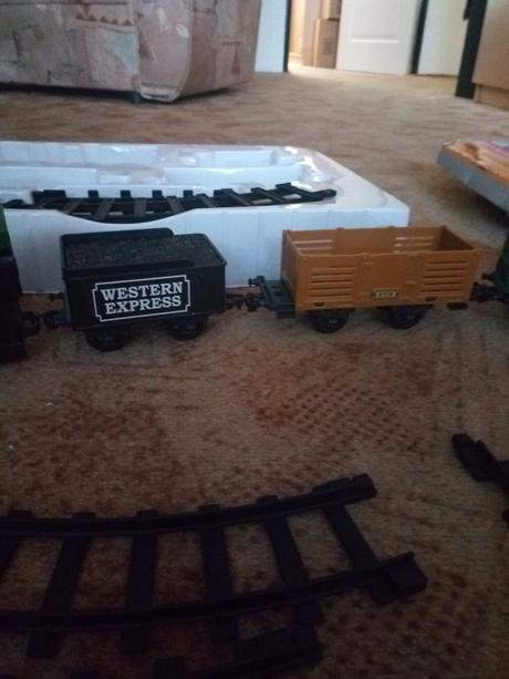 Masinka a koleje sviti a houka, 