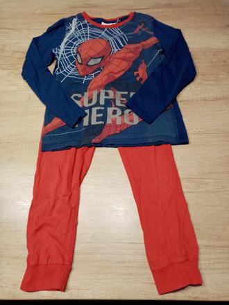 Pyžamo spiderman vel. 122/128, 122