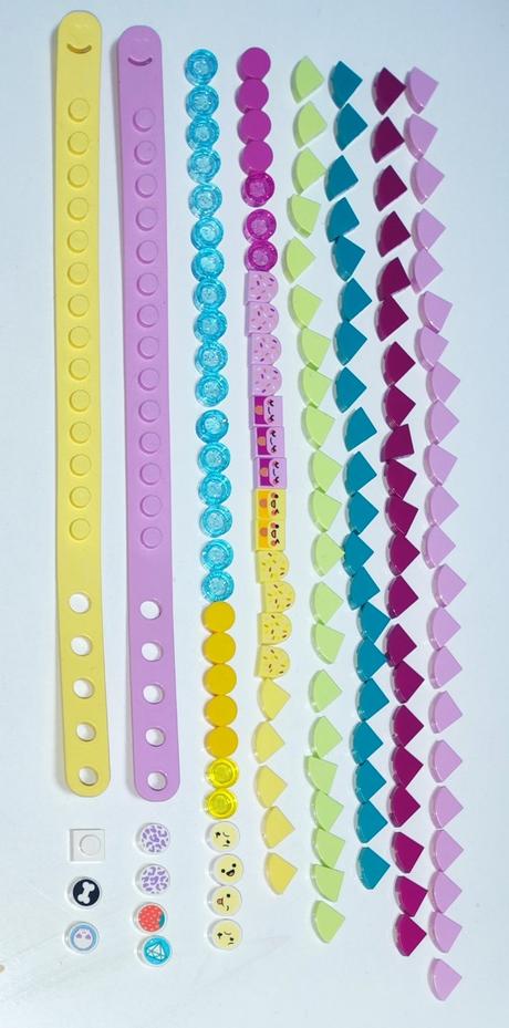 Náramky lego dots s dekorativními dílky, 