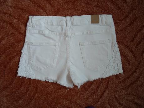 Bílé kraťasy kraťásky šortky s krajkou, zara,152