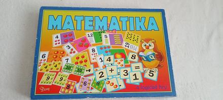 Stolní společenská hra matematika,