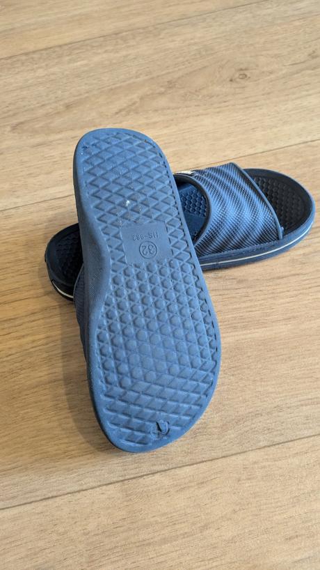 Klapky, pantofle, nazouváky prego vel. 32, 32