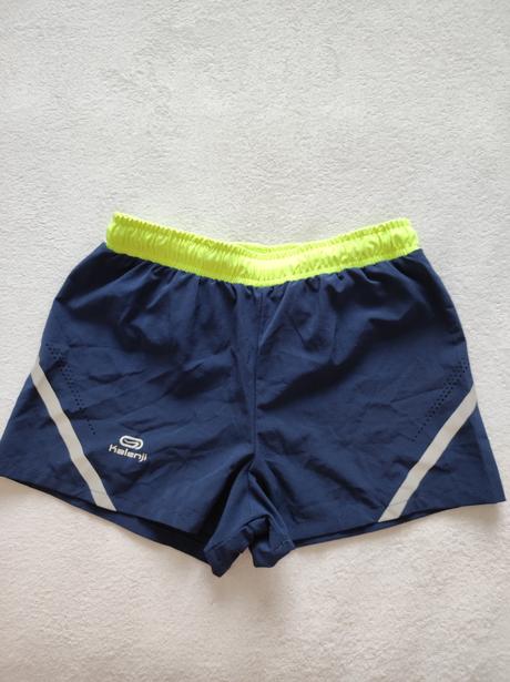 Kraťasy vel. 110-116, 110