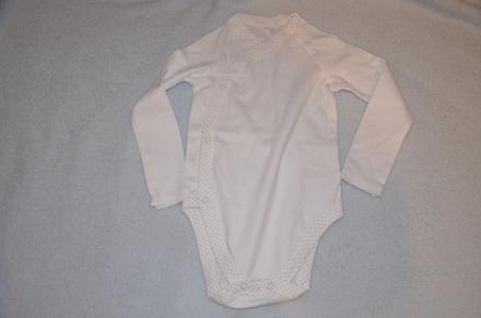 Bílé body celorozepínací v. 2-3 roky, 98