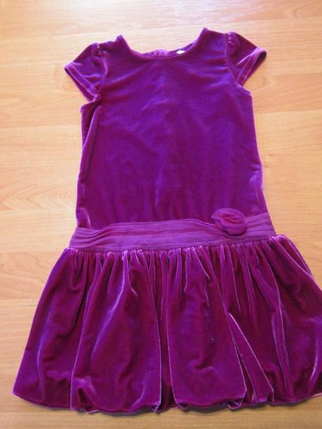 Sametově vínové šatičky vel 116, marks & spencer,116