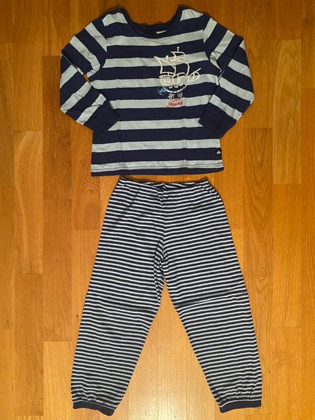 Pyžamo s dlouhým rukávem - vel.  98/104, 104