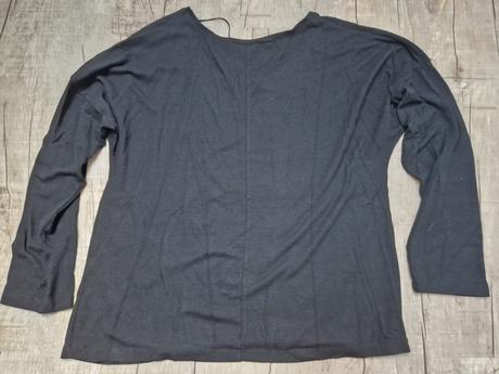 Dámský svetřík, 42