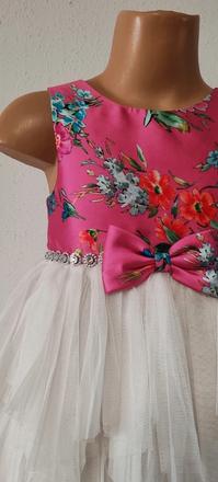 Společenské šaty,