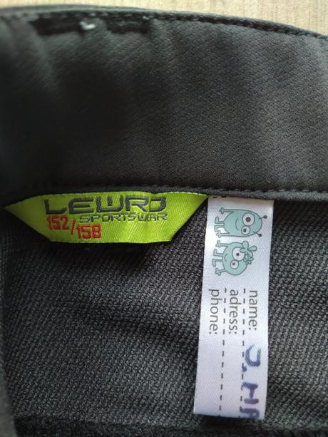 Tmavě šedé kalhoty, lewro,152