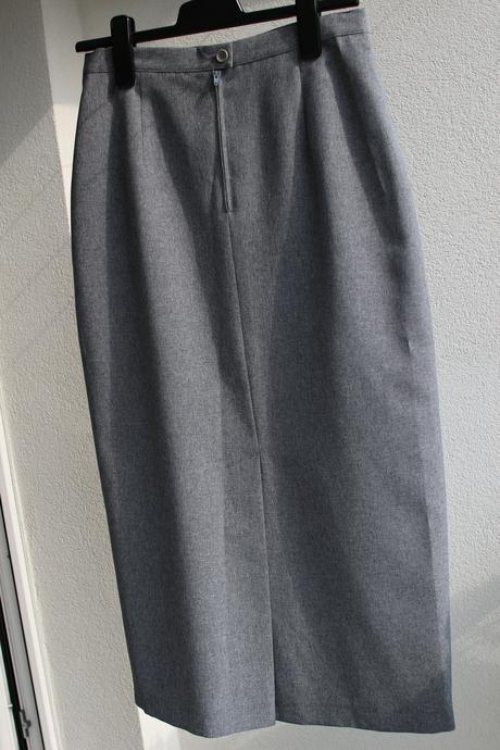 Dlouhá šedá sukně, 40