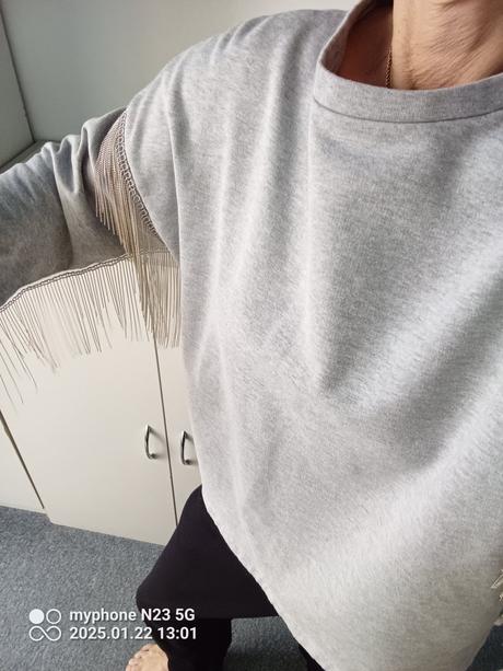 Mikina s řetízky zn."h&m" vel."l" i větší, h&m,l