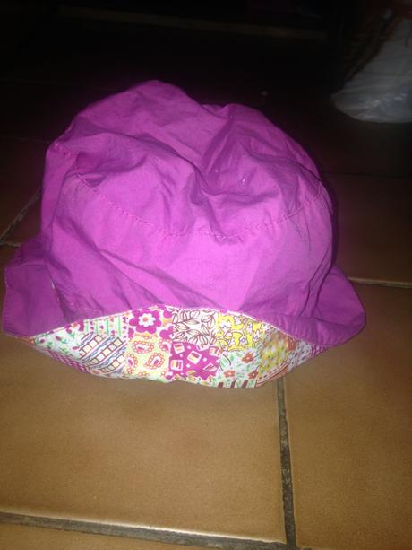 Dívčí letní pirátka, obvod 46 - 49 cm, 80