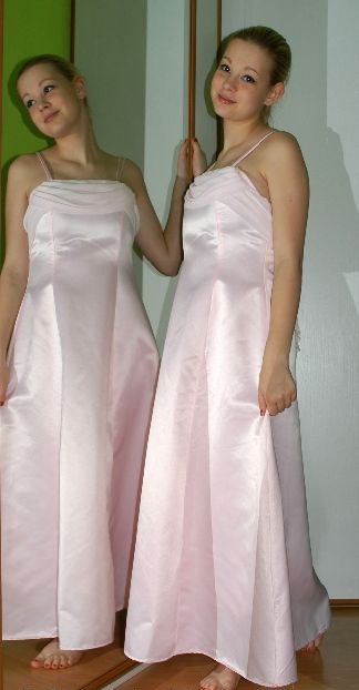 Dlouhé společenské plesové růžové šaty, 38