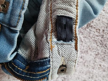 Kraťasy č.122/128, 122