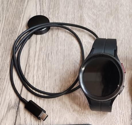Chytré hodinky samsung galaxy watch 5 pro, samsung
