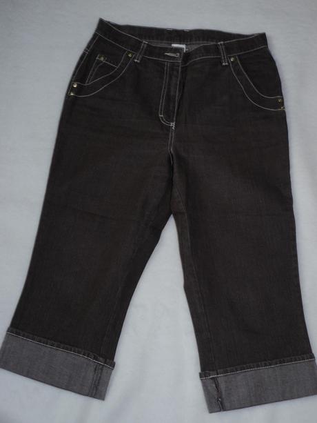 Hnede dzinove 3/4 kalhoty s ohrnutymi lemy, 42