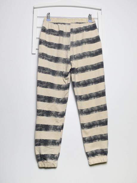 Pruhované tepláky, sinsay,134