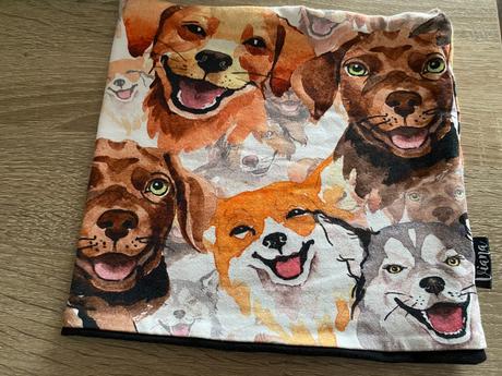 Nákrčník s pejsky, active,140