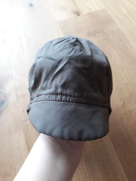 Čepička pro chlapečka, 92