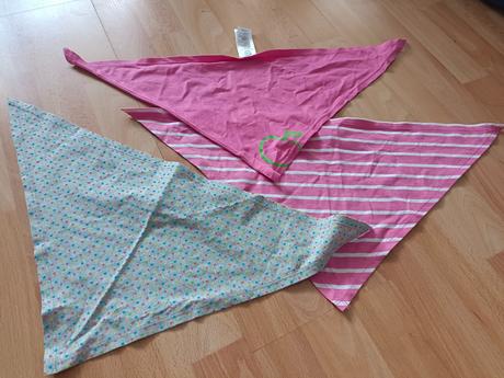 Šátky na krk, tcm,110