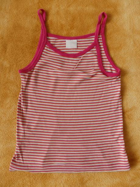 Pruhované tílko, 116