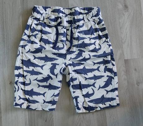 Kraťasy se žraloky, h&m,128