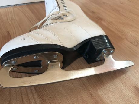 Klasicke bile brusle divci 34 jessica, 34