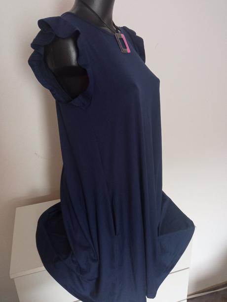 Dámské šaty velikost m, m