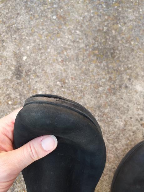 Kotníčkové boty vel. 39 zn. venturiny, semiš kůže, 39